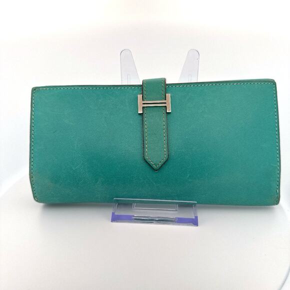 Hermès Bearn Wallet in Vert Turquoise Epsom Leather with Palladium Hardware - Picture 1 of 6